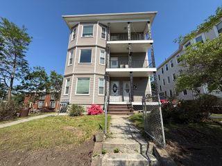 32 Woodbine Street 1, Worcester, MA 01603