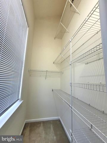 6012 RICKETTS WALK, Alexandria, VA 22312