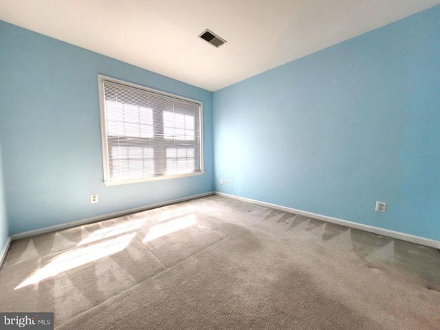 6012 RICKETTS WALK, Alexandria, VA 22312