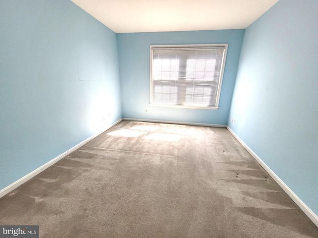 6012 RICKETTS WALK, Alexandria, VA 22312