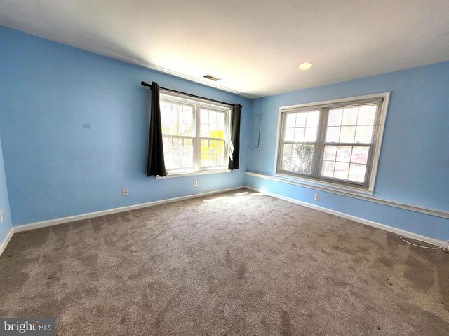 6012 RICKETTS WALK, Alexandria, VA 22312