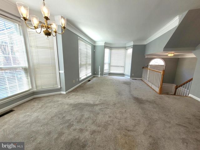 6012 RICKETTS WALK, Alexandria, VA 22312