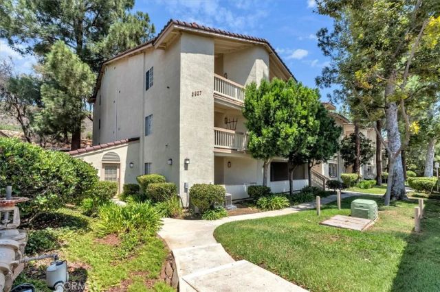 5837 Oak Bend 311, Oak Park, CA 91377
