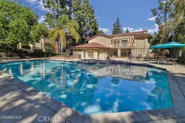 5837 Oak Bend 311, Oak Park, CA 91377