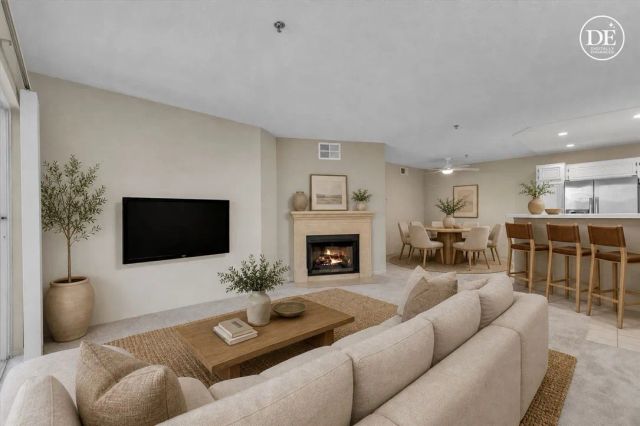 5837 Oak Bend 311, Oak Park, CA 91377