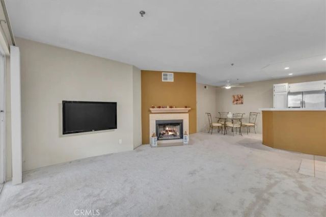 5837 Oak Bend 311, Oak Park, CA 91377