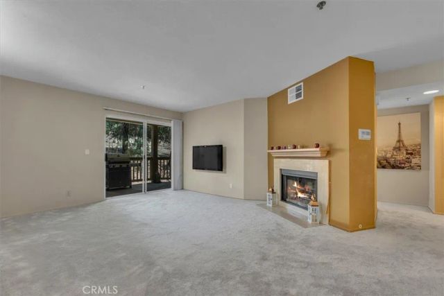 5837 Oak Bend 311, Oak Park, CA 91377