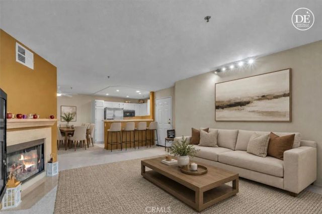 5837 Oak Bend 311, Oak Park, CA 91377