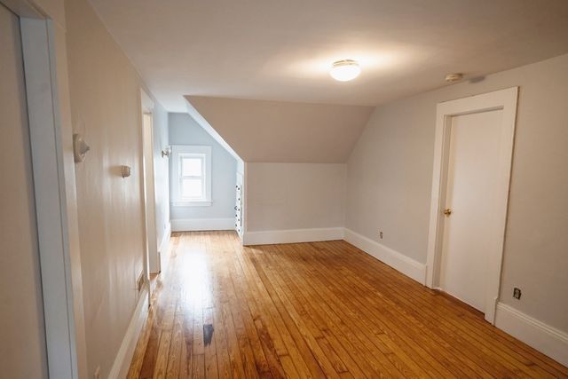 315 Lafayette St 3, Salem, MA 01970