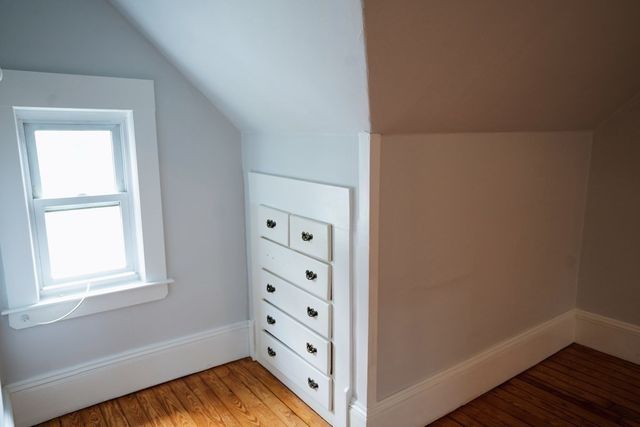 315 Lafayette St 3, Salem, MA 01970