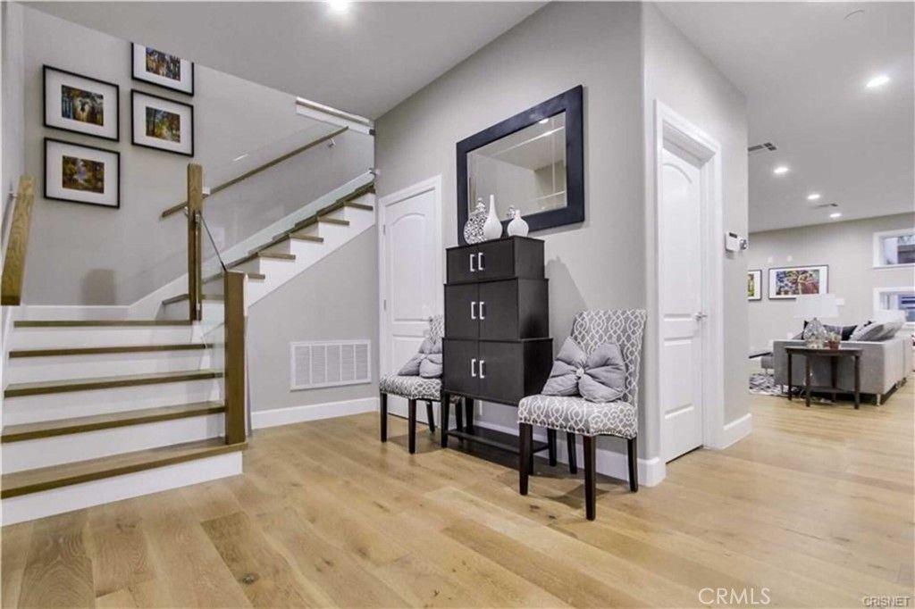 Image 23 of property listing at 11645 Woodbridge Street, Studio City, CA 91604