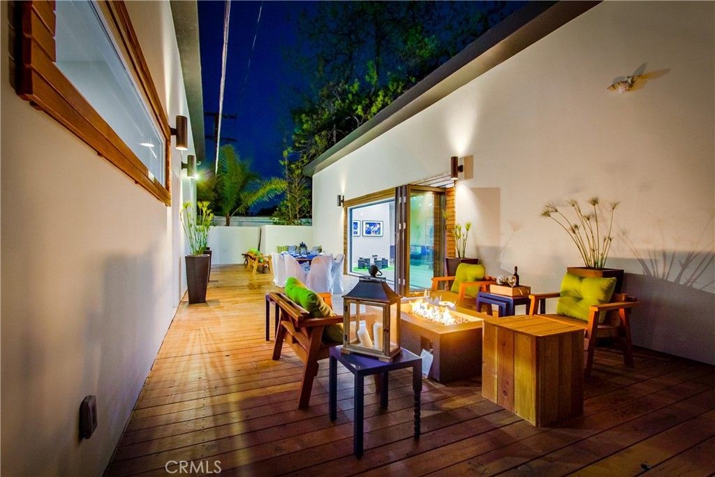 Image 3 of property listing at 11645 Woodbridge Street, Studio City, CA 91604