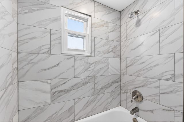 204 S Wheatland Avenue, Columbus, OH 43204