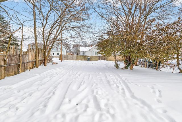 204 S Wheatland Avenue, Columbus, OH 43204