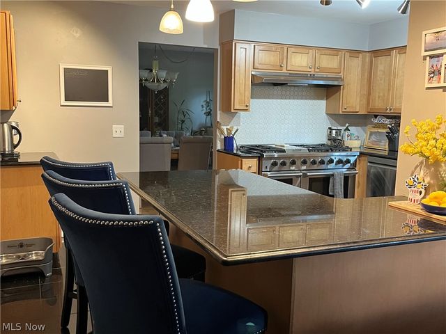 17022 Eagles Nest Circle, Strongsville, OH 44136