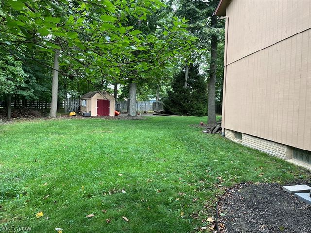 17022 Eagles Nest Circle, Strongsville, OH 44136