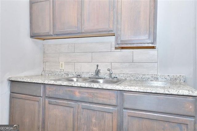 1080 Valley View Road SE, Atlanta, GA 30315