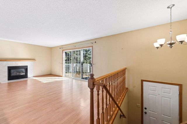 7623 Nicholas Way, Chanhassen, MN 55317