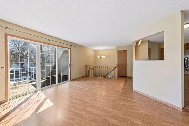 7623 Nicholas Way, Chanhassen, MN 55317