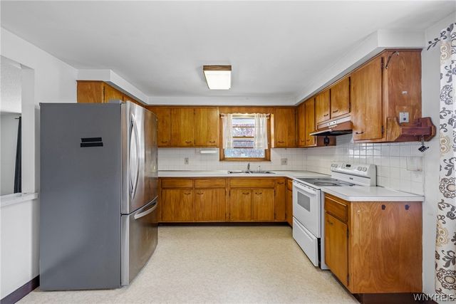 352 Seneca Place, Lancaster, NY 14086
