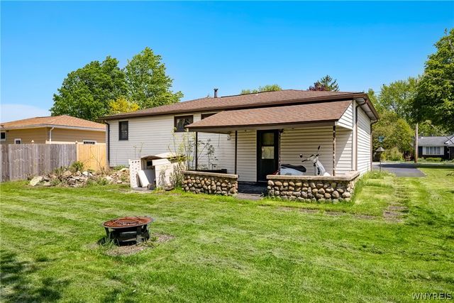 352 Seneca Place, Lancaster, NY 14086