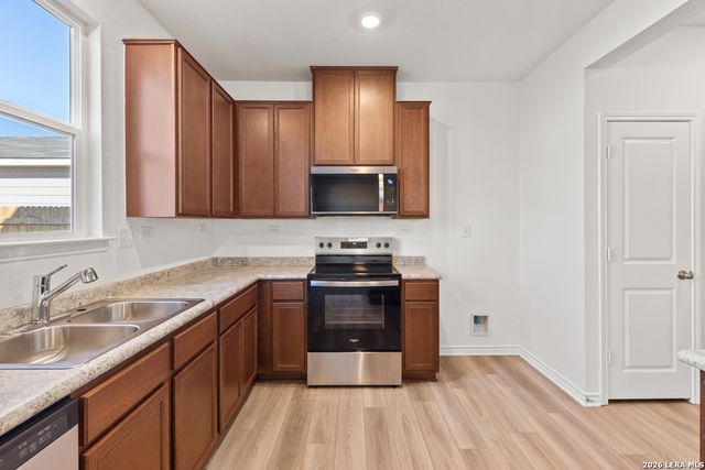 9323 BIRCH BARK BEND, San Antonio, TX 78221