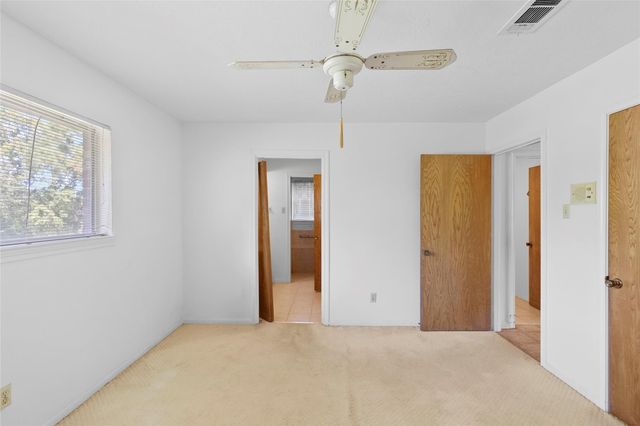 4016 State Highway 30 W, Huntsville, TX 77340