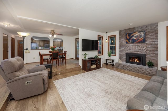 2903 168th Street SE, Bothell, WA 98012