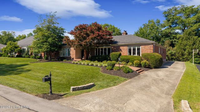 3015 Hayfield Dr, Louisville, KY 40205