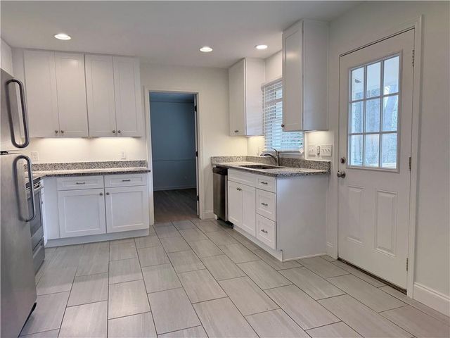 1863 Mount Vernon Road, Dunwoody, GA 30338