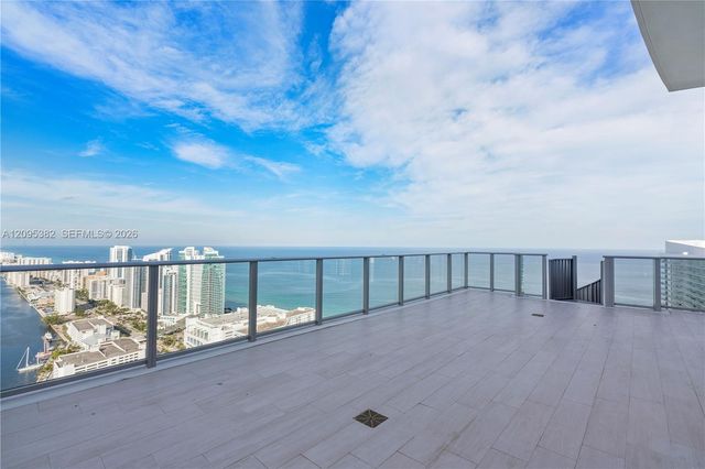 4010 S Ocean Drive T4301-PENTHOUSE, Hollywood, FL 33019