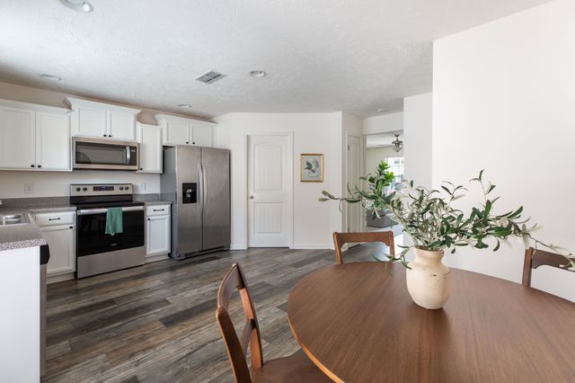 2353 Date Dr, Murfreesboro, TN 37130