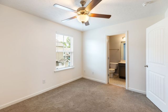 2353 Date Dr, Murfreesboro, TN 37130