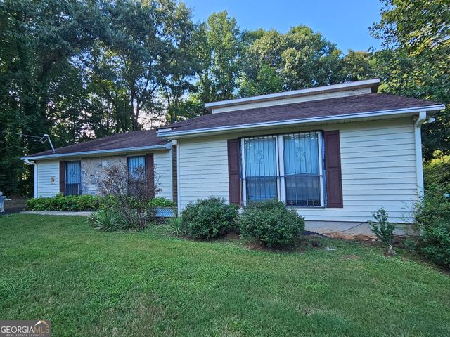 2031 Battlement Lane, Riverdale, GA 30296