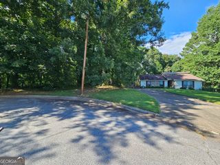 2031 Battlement Lane, Riverdale, GA 30296