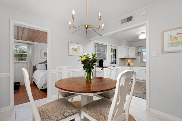 4835 HUMMINGBIRD LN, Memphis, TN 38117