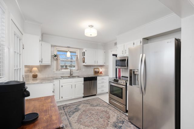 4835 HUMMINGBIRD LN, Memphis, TN 38117