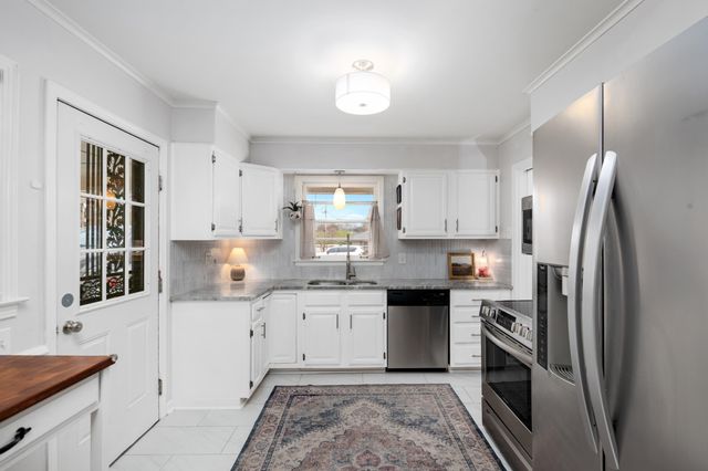 4835 HUMMINGBIRD LN, Memphis, TN 38117