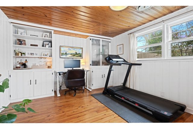 4835 HUMMINGBIRD LN, Memphis, TN 38117