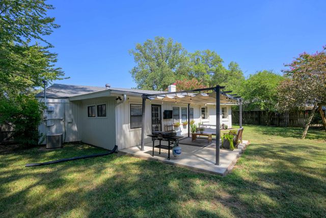 4835 HUMMINGBIRD LN, Memphis, TN 38117