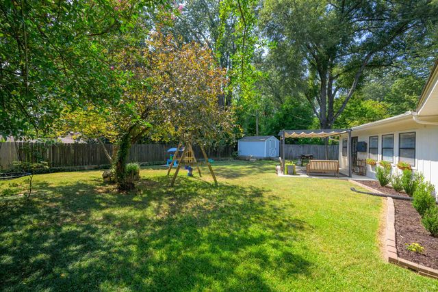 4835 HUMMINGBIRD LN, Memphis, TN 38117