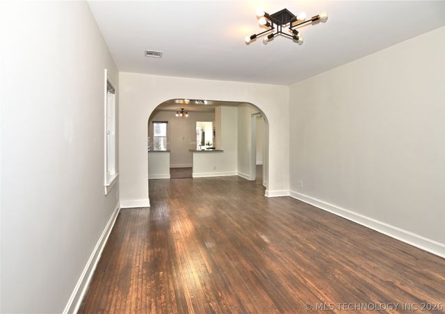 3515 S Madison Place, Tulsa, OK 74105