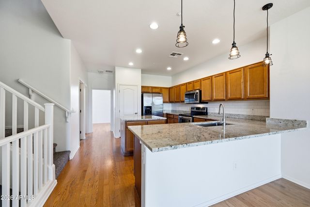 3691 E LESLIE Drive, Gilbert, AZ 85296