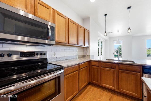 3691 E LESLIE Drive, Gilbert, AZ 85296