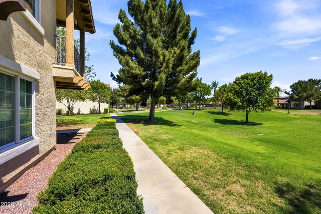 3691 E LESLIE Drive, Gilbert, AZ 85296