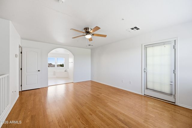 3691 E LESLIE Drive, Gilbert, AZ 85296