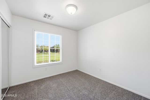 3691 E LESLIE Drive, Gilbert, AZ 85296