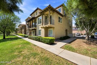 3691 E LESLIE Drive, Gilbert, AZ 85296