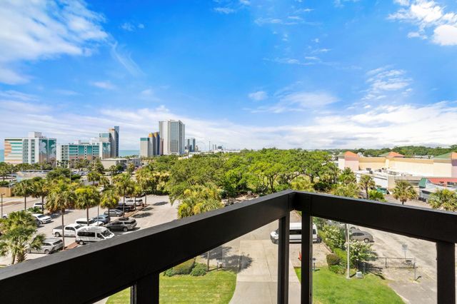 400 20th Ave N Apt 606, Myrtle Beach, SC 29577