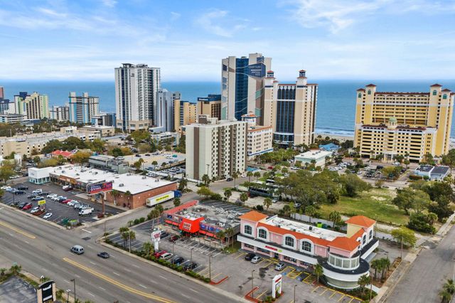 400 20th Ave N Apt 606, Myrtle Beach, SC 29577